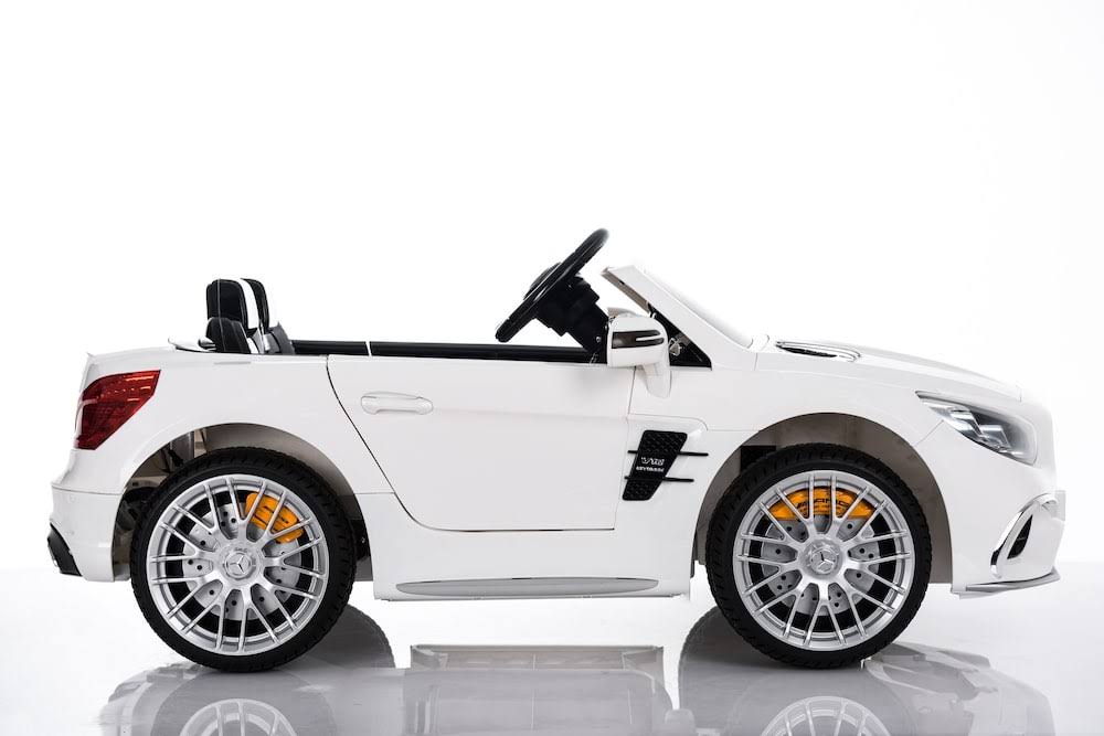 White Kids Ride on Car with Remote F25873