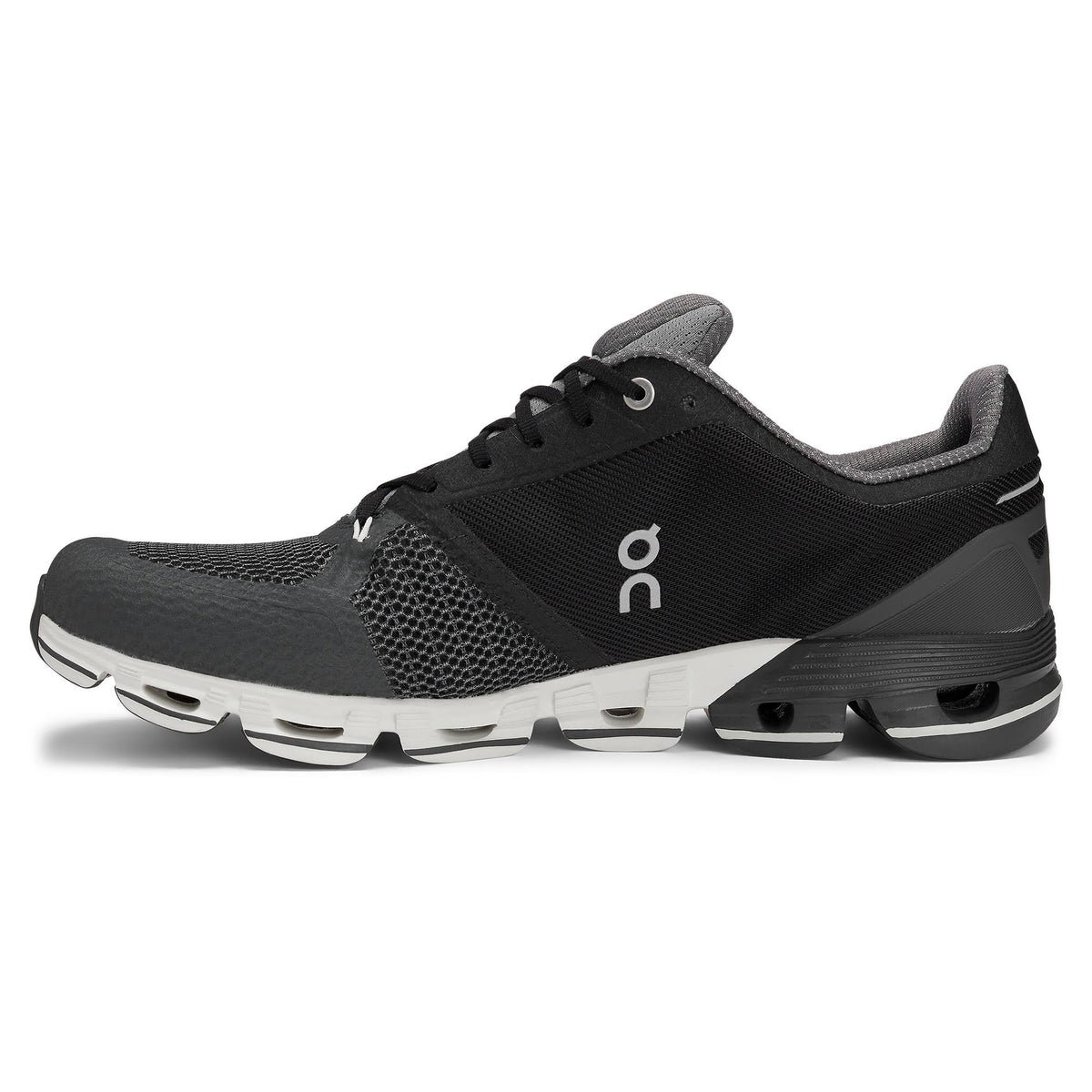 Men's Cloudflyer - Black/White, 7.5 H700