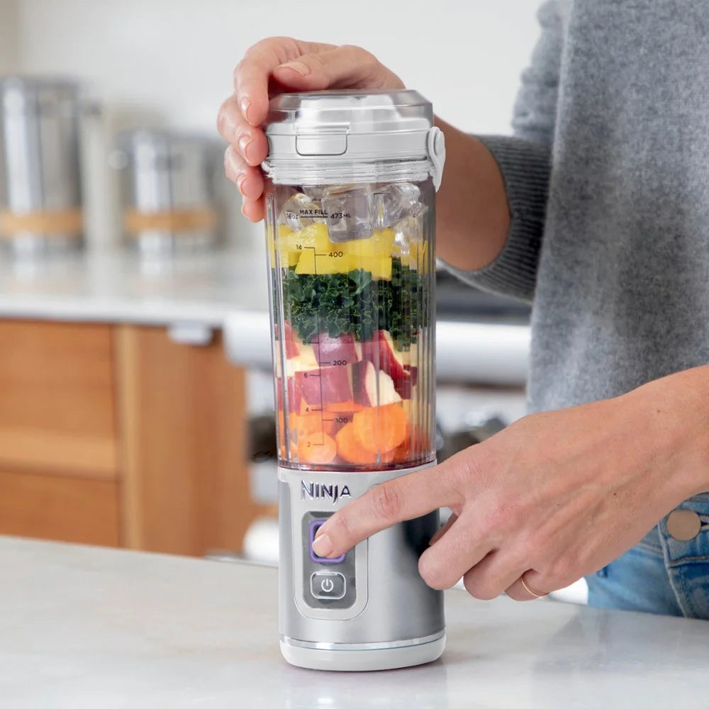 White 18 oz Portable Blender Z387149