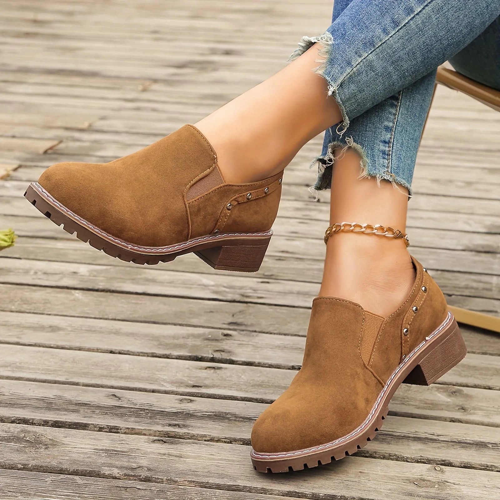 Brown Thick Heel Short Boots W66534