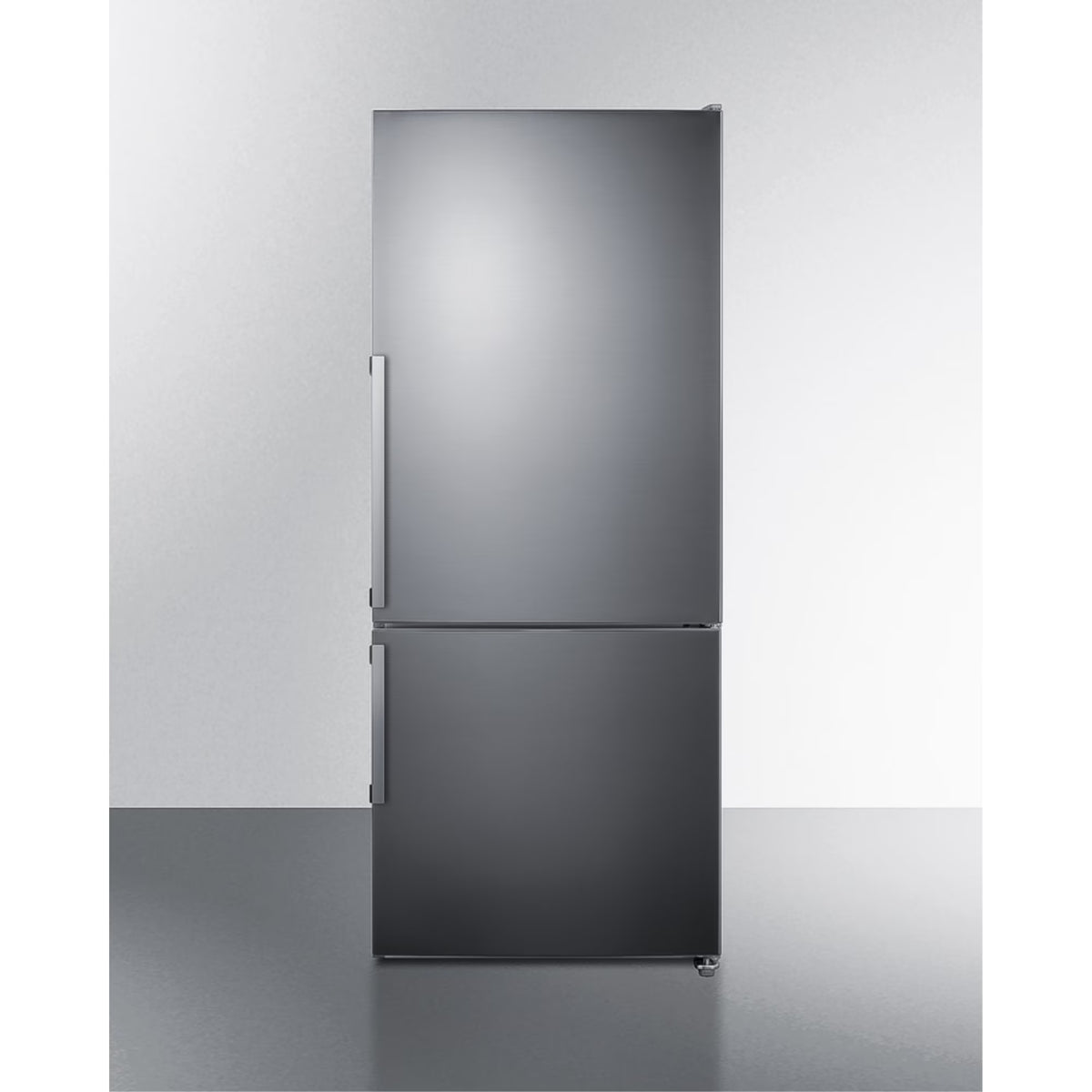 28 in. Wide Bottom Freezer Refrigerator D121609