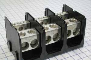 3 Pole Power Distribution Blocks P424