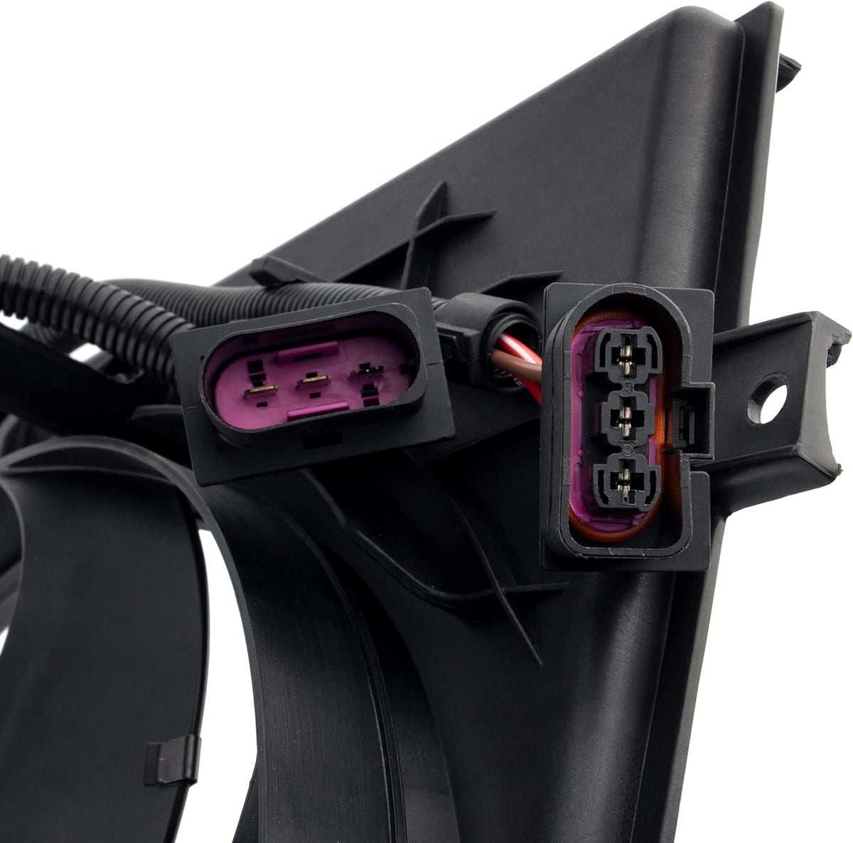 Dual Radiator Cooling Fan Assembly for 1998-2005 Volkswagen Beetle 1.8L 1.9L 2.0L with 3 Prong Wire Plug E24473