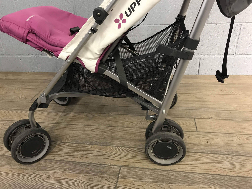 Black Carbon Stroller O5276