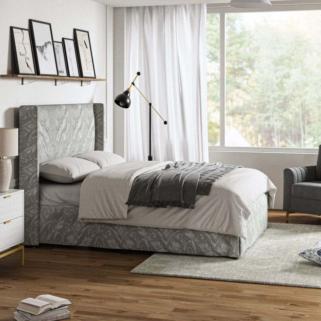 King Upholstered Bed with Washable Slipcover G55092