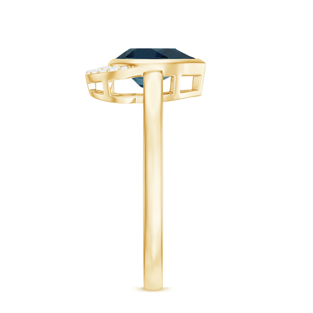14K Yellow Gold Teardrop Ring with Diamond Y737